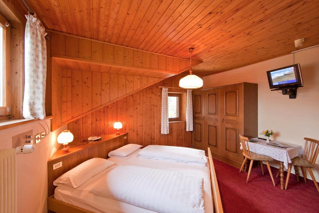 Hotel Rainegg Valdaora Szoba fotó